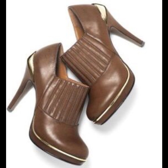 NWOB mark. Tough Luxe Booties - Picture 1 of 4